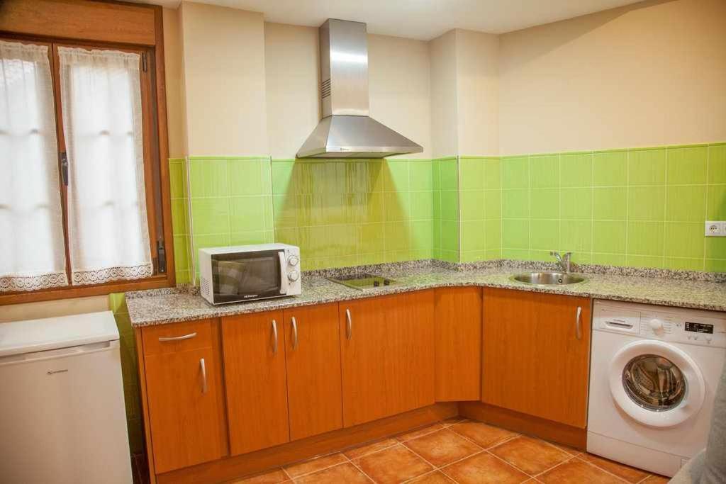 Cumbres De Los Picos Apartamento La Yedra Poo  Exteriör bild
